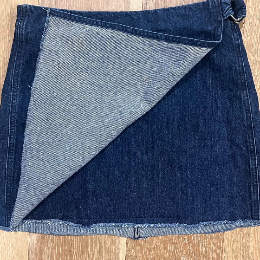 Madewell Denim Raw-Hem Mini Wrap Skirt in Smithe wash - Picture 5 of 10